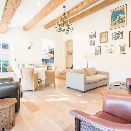 Private Vision With Its Magnificent View Overlooking The Sea Apartment