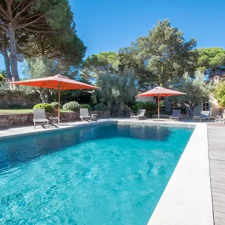 Apartment Private Vision With Its Magnificent View Overlooking The Sea *