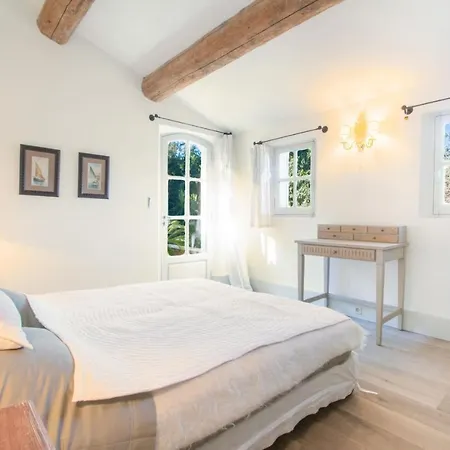 Private Vision With Its Magnificent View Overlooking The Sea